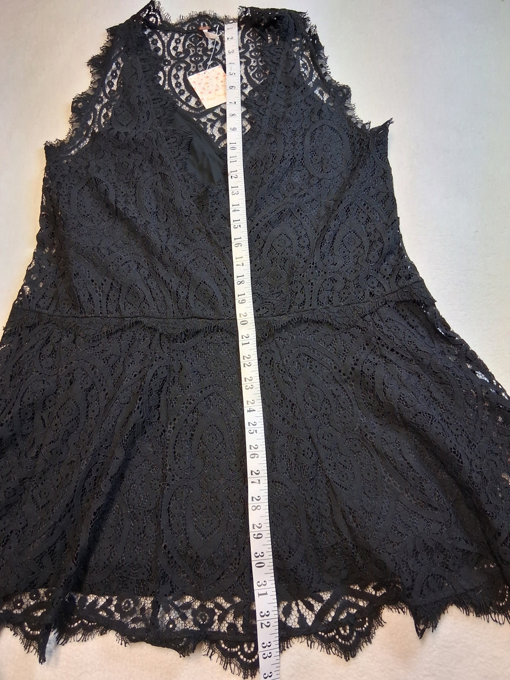 Free People Black Lace V-Neck Sleeveless Overlay Top - Picture 4 of 8